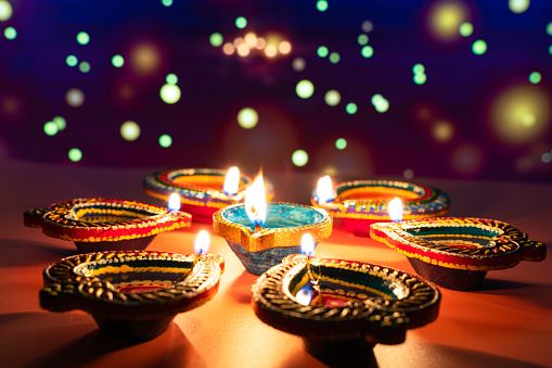 May the Festival of Light bless all Malaysians especially the Hindus with peace and bright future.. 
